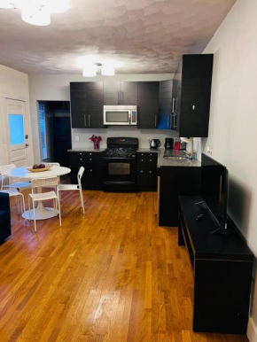 Renovated, 10 Min from the city